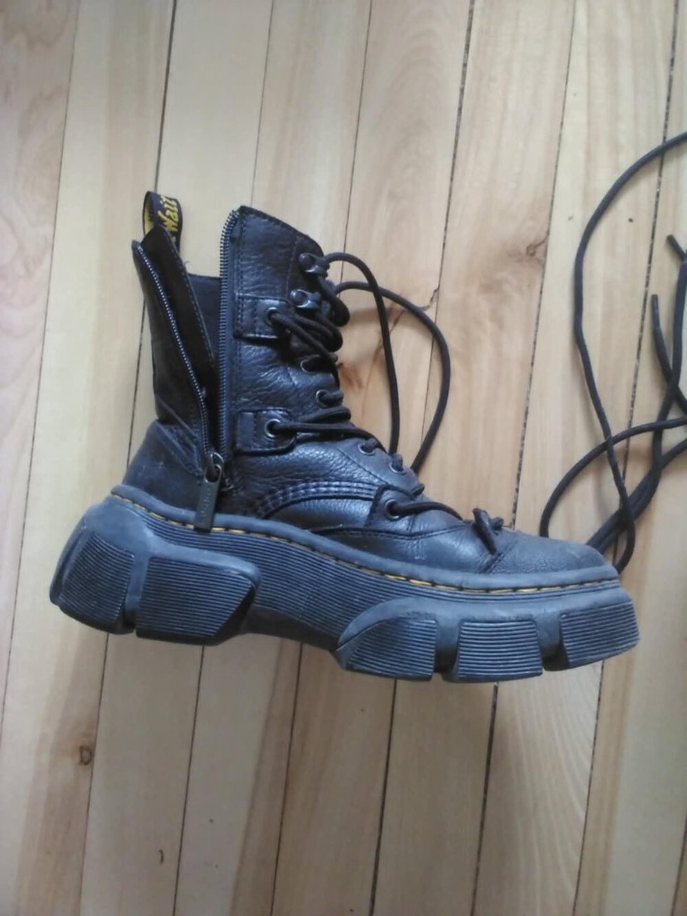 Dr Martens DMXL women's size 6 - Picture 2 of 10
